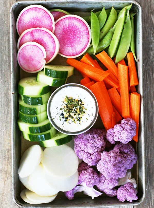 A SIMPLE EASTER VEGGIE TRAY